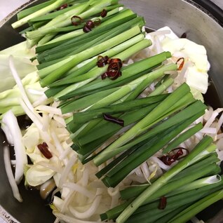 簡単だけど美味しい！醤油ベースのもつ鍋★